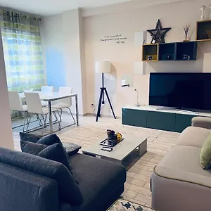 https://roma-suite-trastevere-railway-station.it-romehotels.com