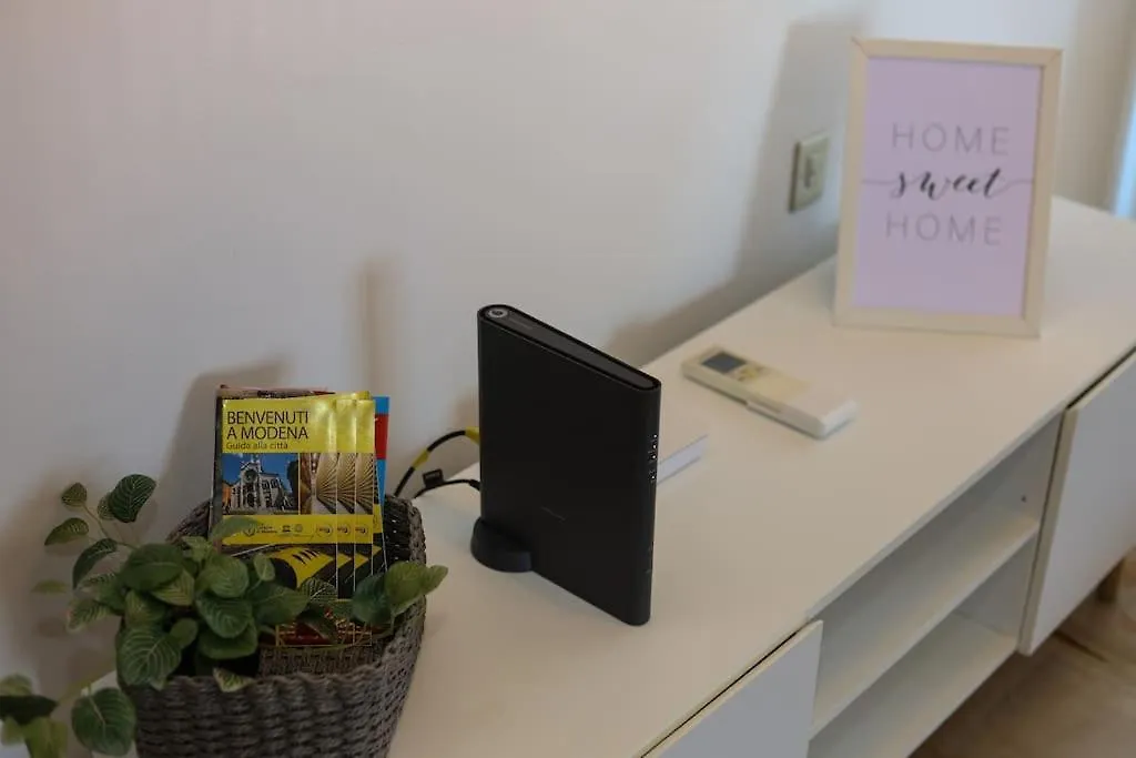 Appartamento Modena - Vicino Al Centro - Free Parking & Wi-Fi Italia