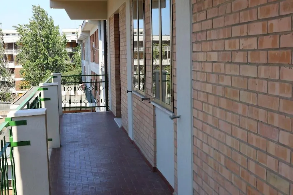 Appartamento Modena - Vicino Al Centro - Free Parking & Wi-Fi